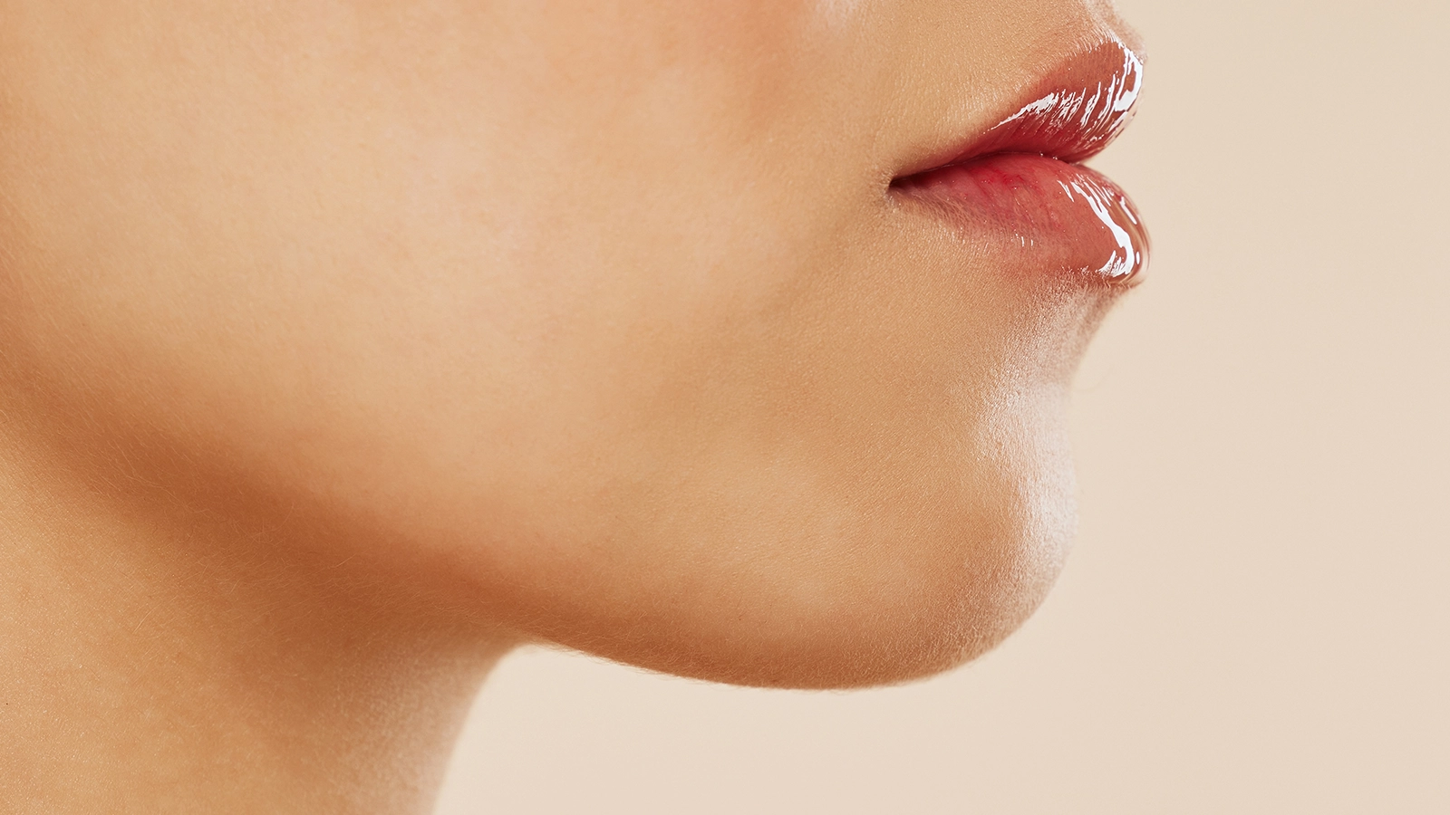 Jawline Filler Enhancement